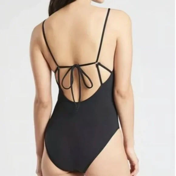 Athleta Skinny Strap Ring One Piece Swimsuit Black Womens Size M Sun Protection